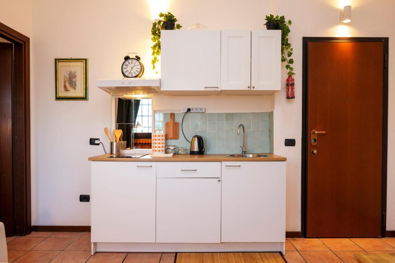 Residence San Raffaele 1 ミラノ エクステリア 写真