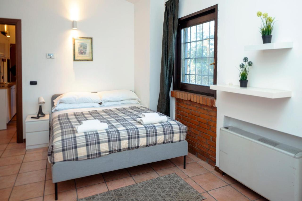 Residence San Raffaele 1 ミラノ エクステリア 写真