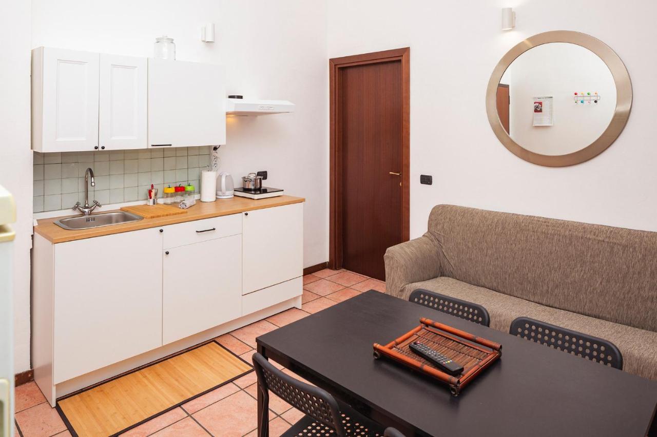 Residence San Raffaele 1 ミラノ エクステリア 写真