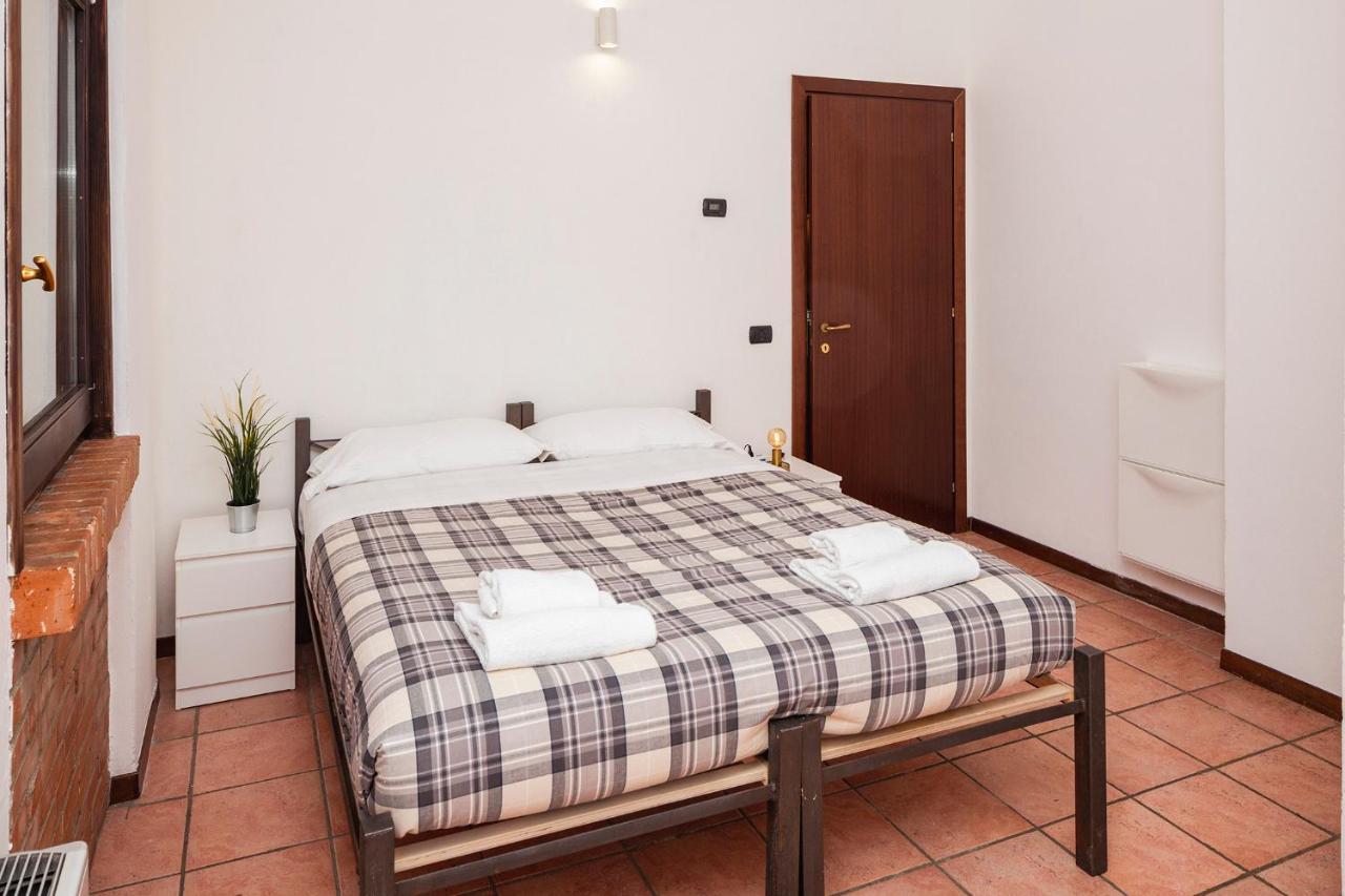 Residence San Raffaele 1 ミラノ エクステリア 写真